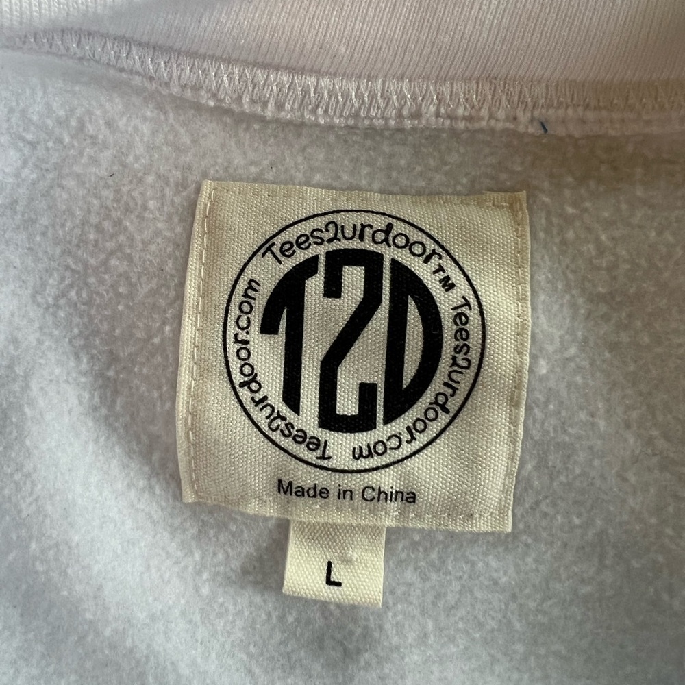 Christmas sweatshirt size large brand, new never worn NWOT super SOFT - Picture 8 of 11